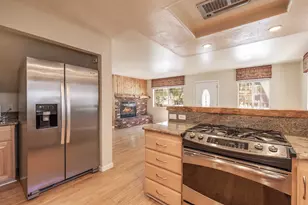 42998 Sunset Dr, Big Bear Lake, CA 92315 - Photo 17