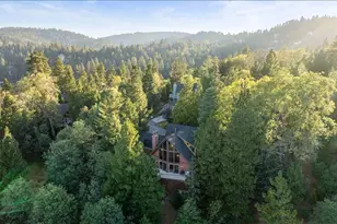 27621 Cedarwood Dr, Lake Arrowhead, CA 92352 - Photo 3