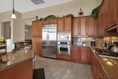 51197 Via Sorrento, La Quinta, CA 92253 - Photo 11