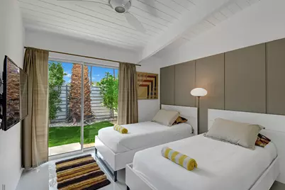 2101 N Berne Drive, Palm Springs, CA 92262 - Photo 21