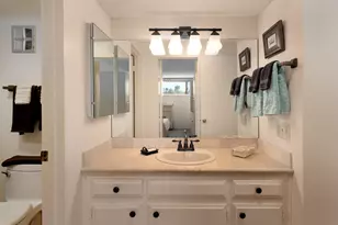 1655 E Palm Canyon Dr, Palm Springs, CA 92264 - Photo 11