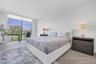 910 Island Dr, Rancho Mirage, CA 92270 - Photo 21