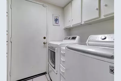 9527 Oakmount Boulevard, Desert Hot Springs, CA 92240 - Photo 33