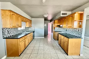 610 E Chanslor Way, Blythe, CA 92225 - Photo 5