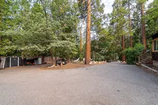 54105 S Circle Dr, Idyllwild, CA 92549 - Photo 5