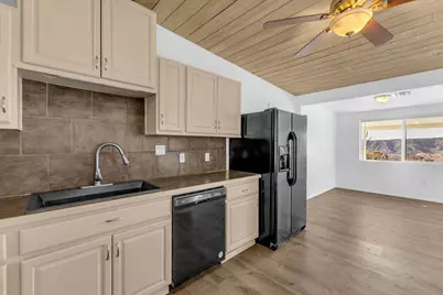 48819 Bird Of Paradise, Morongo Valley, CA 92256 - Photo 25