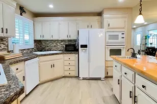 39705 Manzanita Dr, Palm Desert, CA 92260 - Photo 7