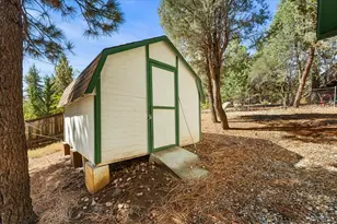 1093 Snow Ridge Rd, Big Bear City, CA 92314 - Photo 37
