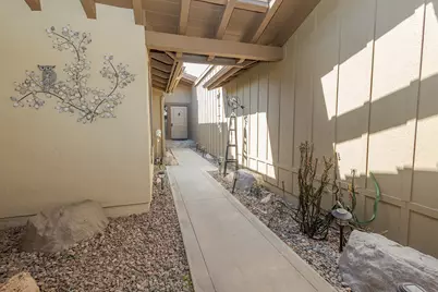 203 Wild Horse Drive, Palm Desert, CA 92211 - Photo 53