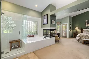 407 Cypress Point Dr, Palm Desert, CA 92211 - Photo 47