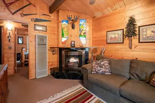 817 Maple Ln, Sugarloaf, CA 92386 - Photo 7