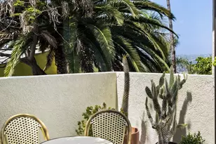 2133 Mayview Dr, Los Angeles, CA 90027 - Photo 3