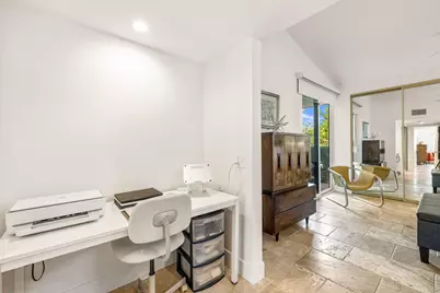 2077 S Caliente Drive, Palm Springs, CA 92264 - Photo 29