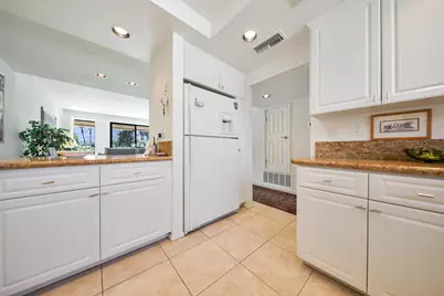 27 Seville Drive, Rancho Mirage, CA 92270 - Photo 9