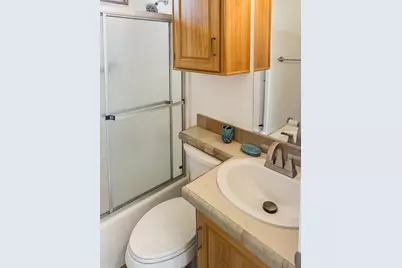 70200 Dillon Road #196, Desert Hot Springs, CA 92241 - Photo 11