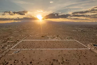 1 Aberdeen Drive, Yucca Valley, CA 92284 - Photo 1