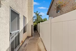 10560 Canyon Vista Rd, Moreno Valley, CA 92557 - Photo 33