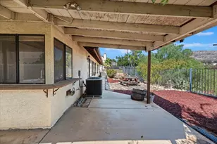 10560 Canyon Vista Rd, Moreno Valley, CA 92557 - Photo 35