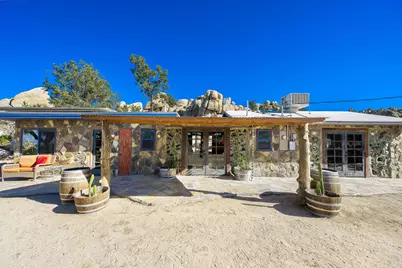 5845 Cholla Avenue, Yucca Valley, CA 92284 - Photo 7