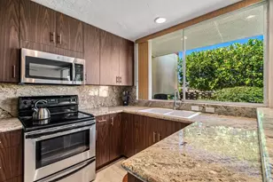 72887 El Paseo, Palm Desert, CA 92260 - Photo 13