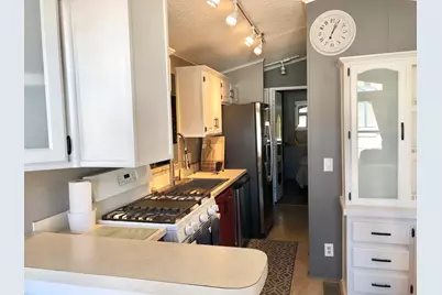 74711 Dillon Rd Spc 881, Desert Hot Springs, CA 92241 - Photo 9