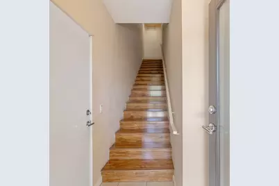 870 E Palm Canyon Drive #202, Palm Springs, CA 92264 - Photo 5