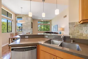 870 E Palm Canyon Dr, Palm Springs, CA 92264 - Photo 17