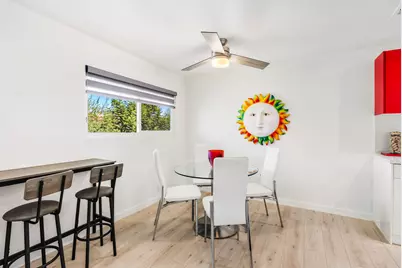 2812 N Auburn Court #F201, Palm Springs, CA 92262 - Photo 5