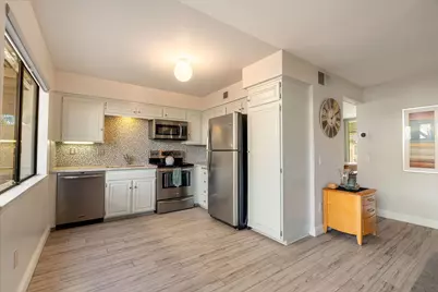 6000 Montecito Drive #4, Palm Springs, CA 92264 - Photo 11