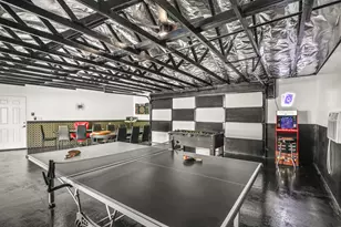 2099 E Racquet Club Road E, Palm Springs, CA 92262 - Photo 11