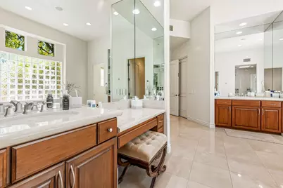 334 Crest Lake Drive, Palm Desert, CA 92211 - Photo 49