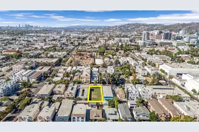 1222 N Beachwood Drive, Los Angeles, CA 90038 - Photo 3