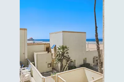 711 Pacific Coast Highway #206, Huntington Beach, CA 92648 - Photo 25