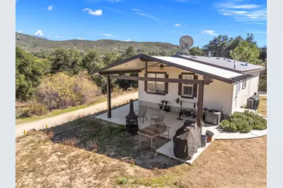 18525 Keyes Drive, Banning, CA 92220 - Photo 3