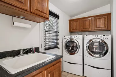 25001 Rim Rock Rd, Idyllwild, CA 92549 - Photo 35