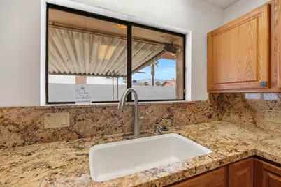 3933 E Calle San Antonio, Palm Springs, CA 92264 - Photo 17
