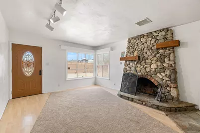 3933 E Calle San Antonio, Palm Springs, CA 92264 - Photo 11