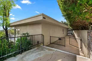 2020 Southridge Dr, Palm Springs, CA 92264 - Photo 5