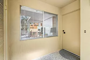 2020 Southridge Dr, Palm Springs, CA 92264 - Photo 9