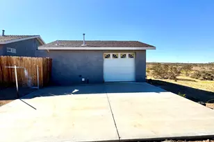 1863 Cypress Ln, Landers, CA 92285 - Photo 5