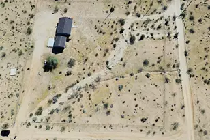 1863 Cypress Ln, Landers, CA 92285 - Photo 9