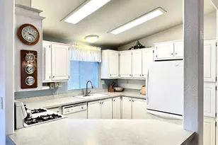 18070 Langlois Road, Desert Hot Springs, CA 92241 - Photo 9