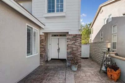 26089 Salinger Lane, Stevenson Ranch, CA 91381 - Photo 3
