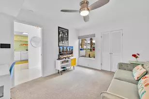 566 E Flor Cir, Palm Springs, CA 92264 - Photo 13