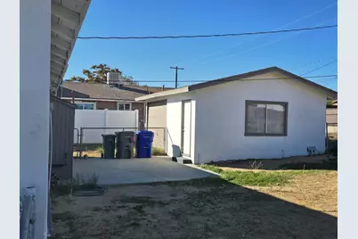 6414 Indio Avenue, Yucca Valley, CA 92284 - Photo 3