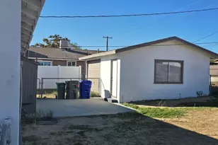 6414 Indio Ave, Yucca Valley, CA 92284 - Photo 3