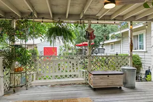 4151 Homewood Ct, Riverside, CA 92506 - Photo 17