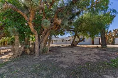 56811 Desert Gold Drive, Yucca Valley, CA 92284 - Photo 25
