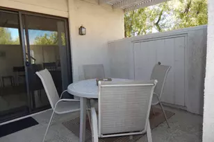 2010 Lawrence Crossley Rd, Palm Springs, CA 92264 - Photo 17