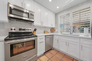 81 Sunrise Dr, Rancho Mirage, CA 92270 - Photo 13